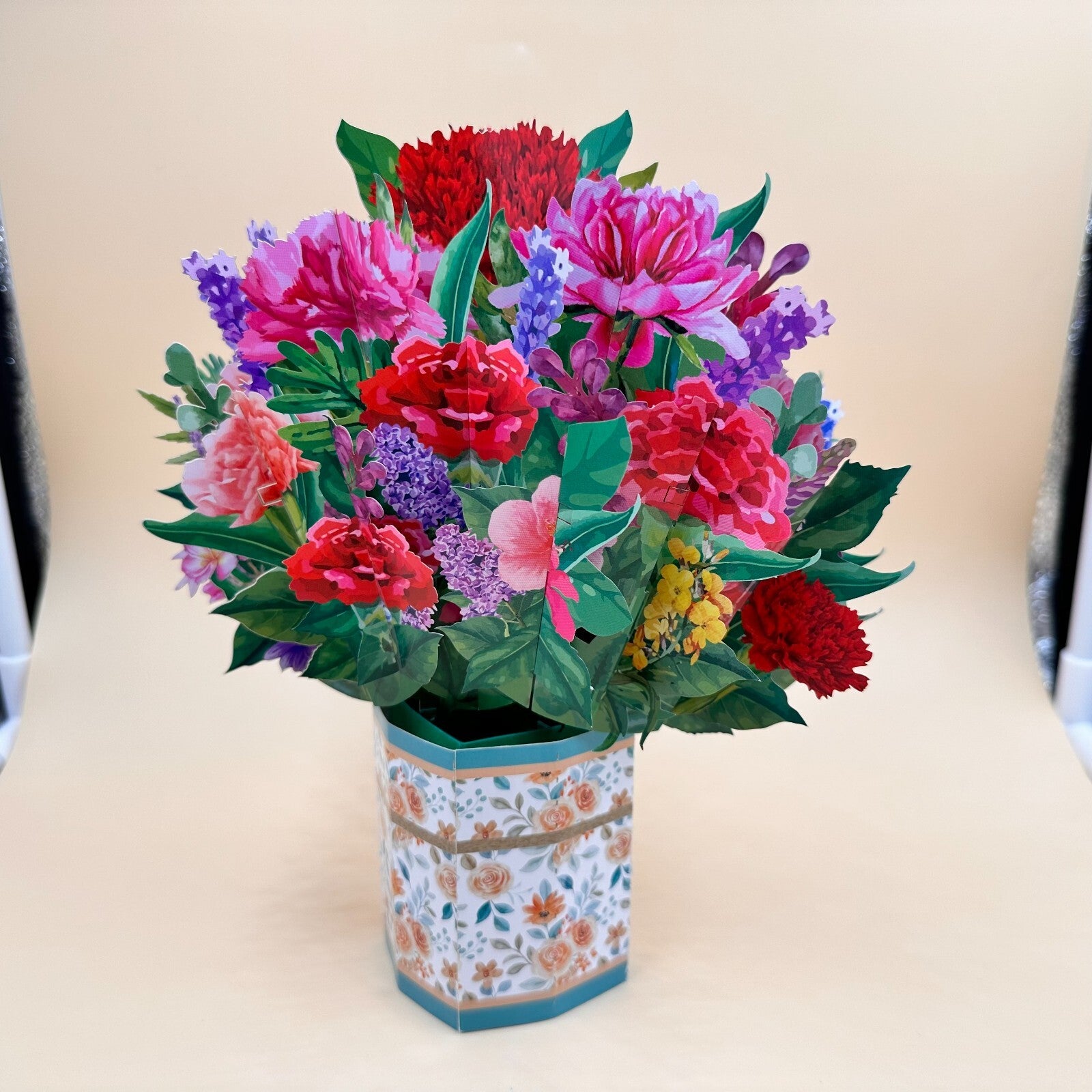 Tarjeta Pop-Up de Clavel | Tarjeta 3D para San Valentín